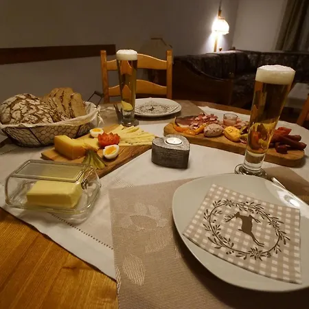 Ferienapartment Candy Auf Der Gerlitzen Apartment Treffen